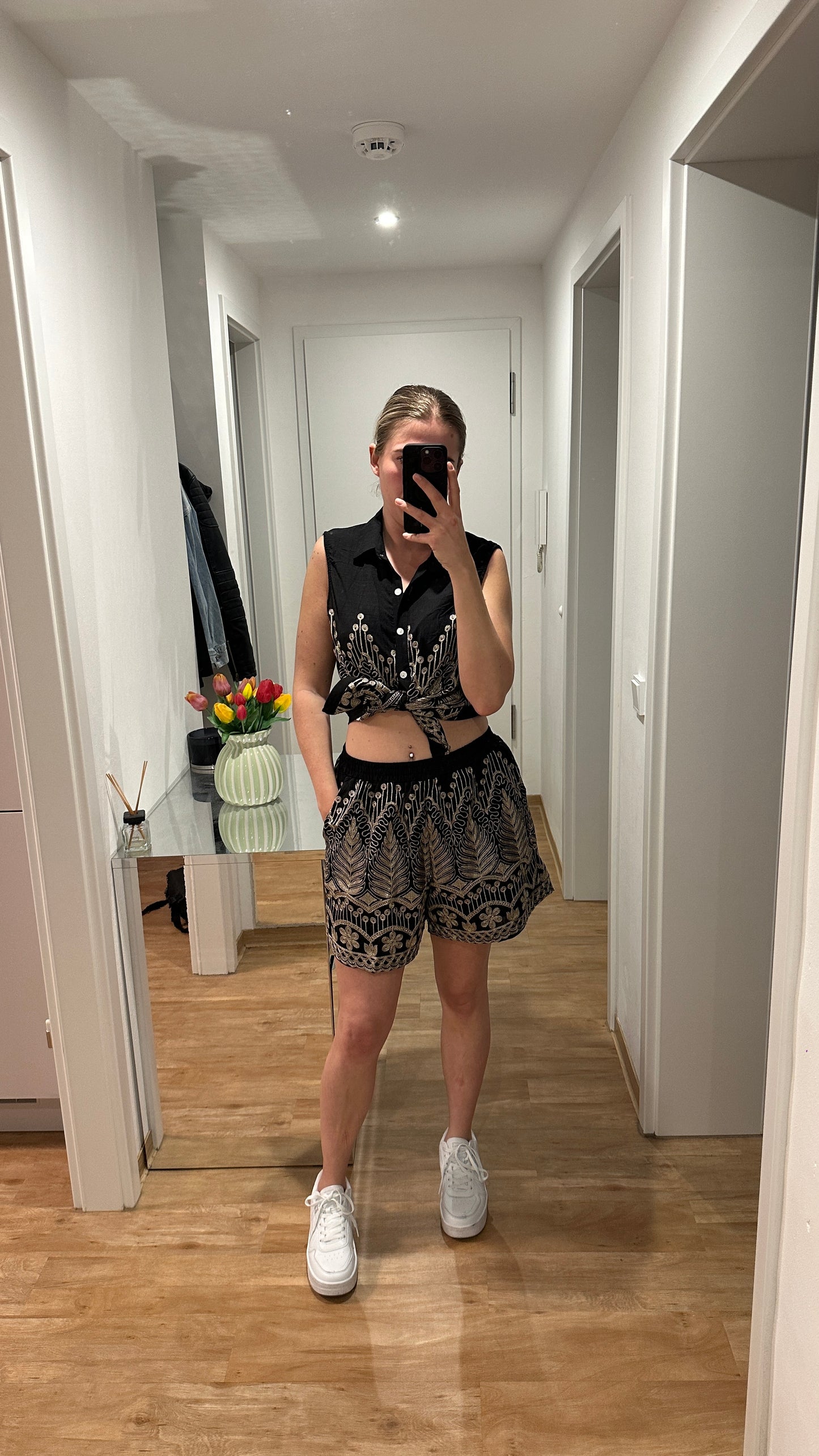 Set Lia