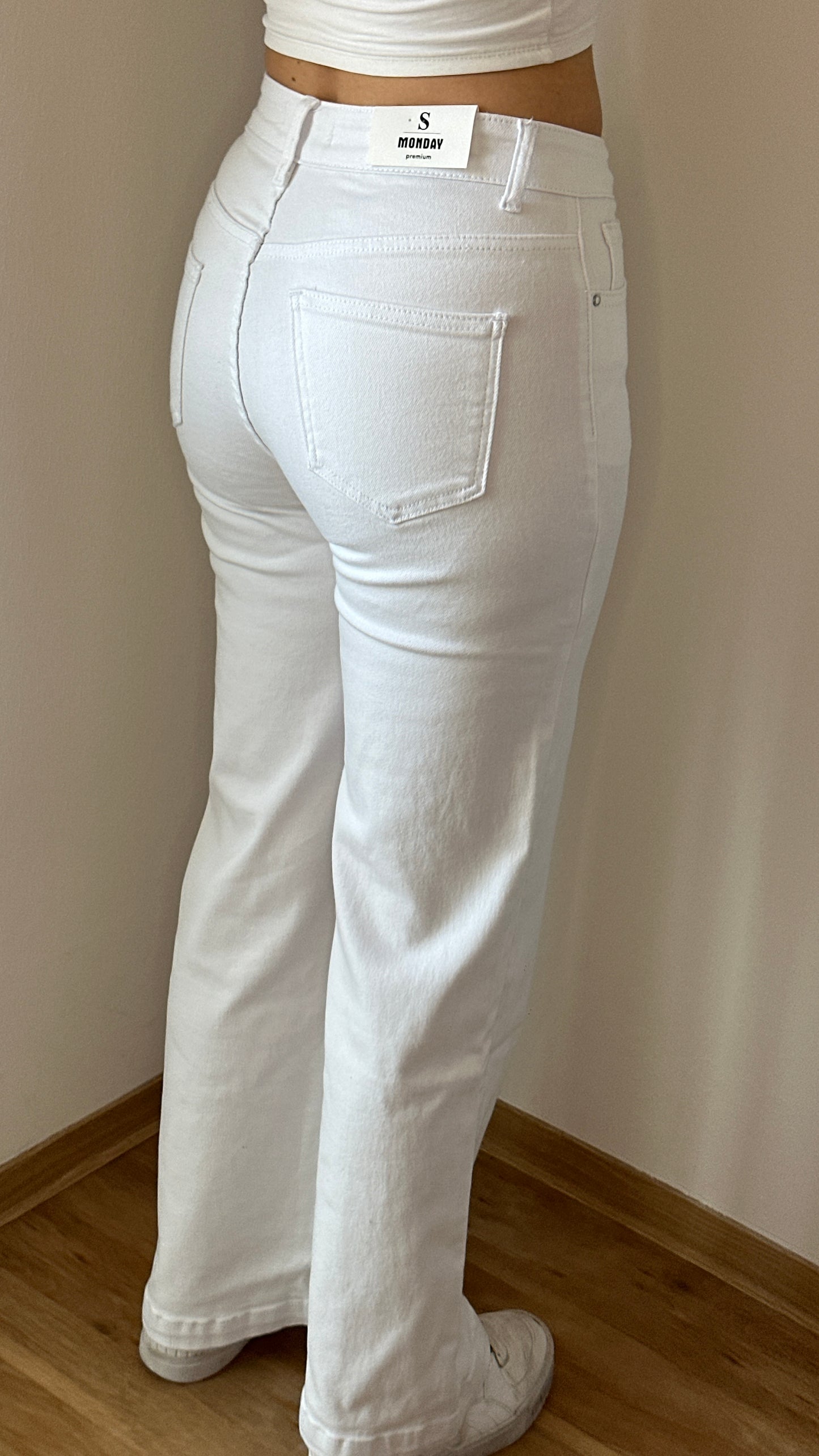 Jeans White