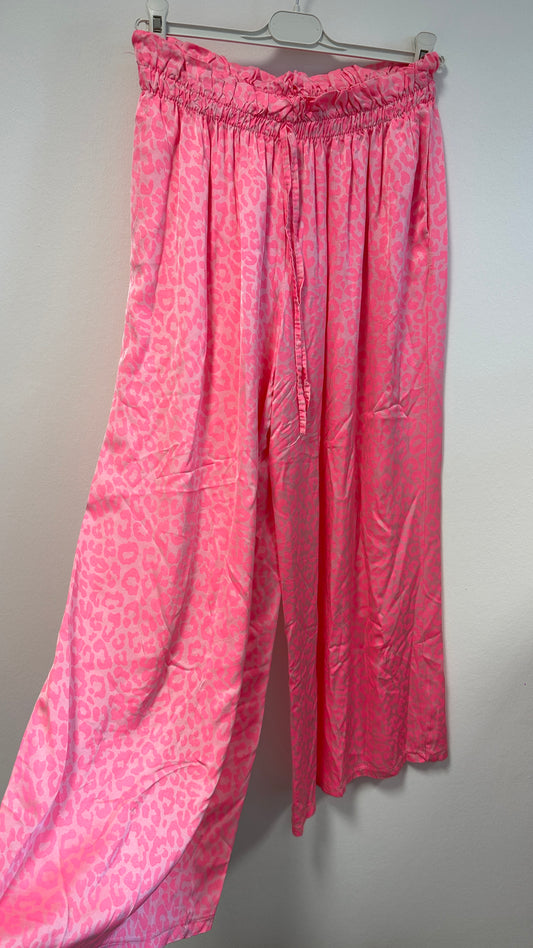 Hose Leo