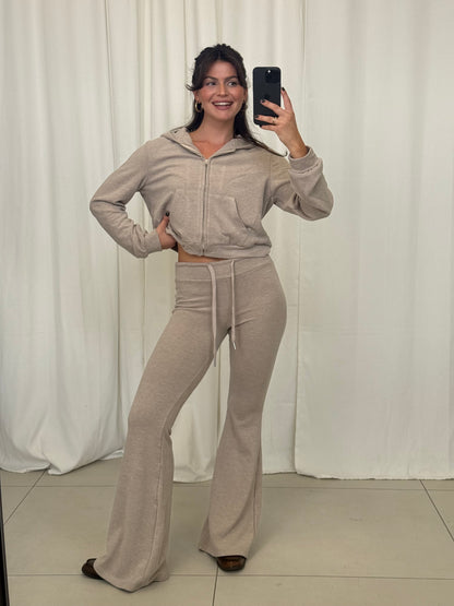 Set Dari