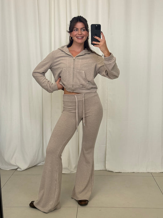 Set Dari