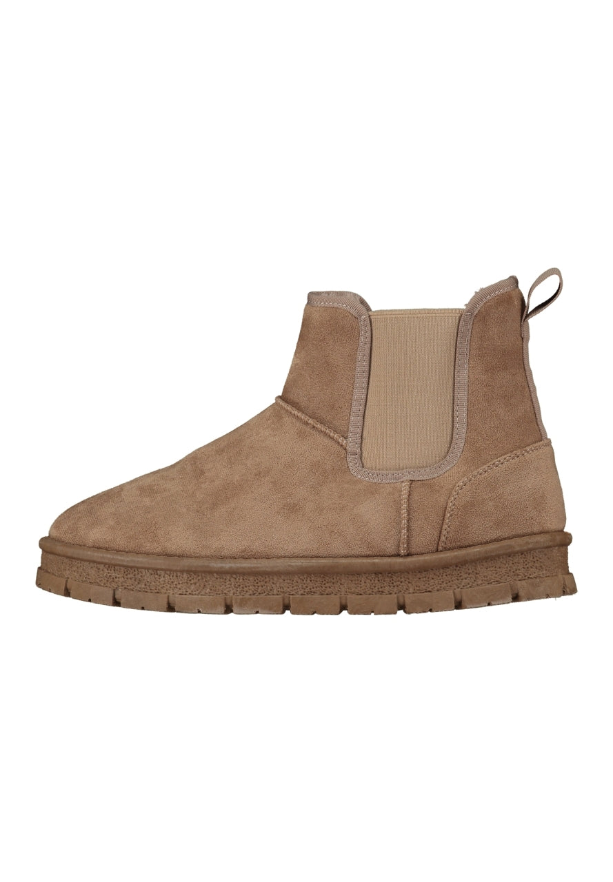 Boots Holly