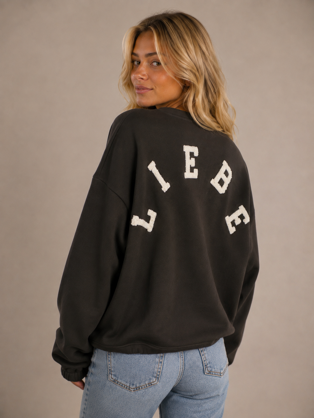 Sweatshirt LIEBE