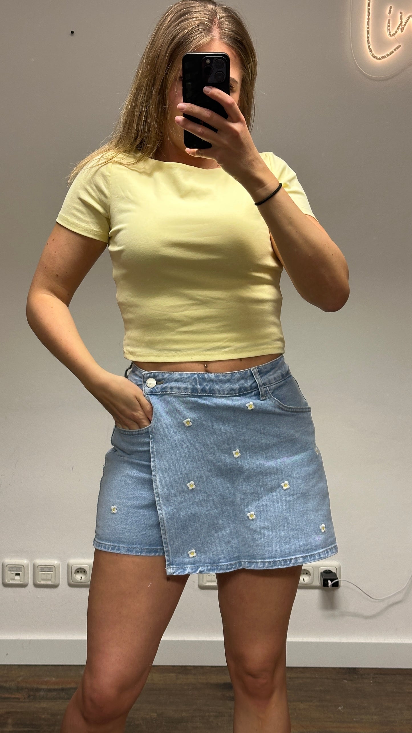 T-Shirt Isa